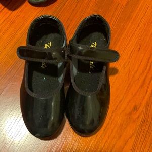 Black tap shoes